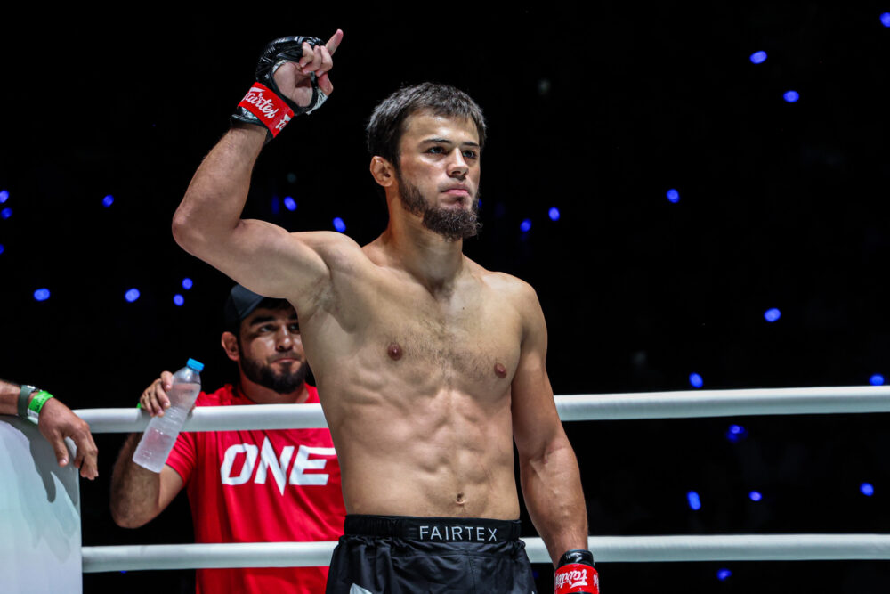Abdulla Dayakaev at The Inner Circle 25